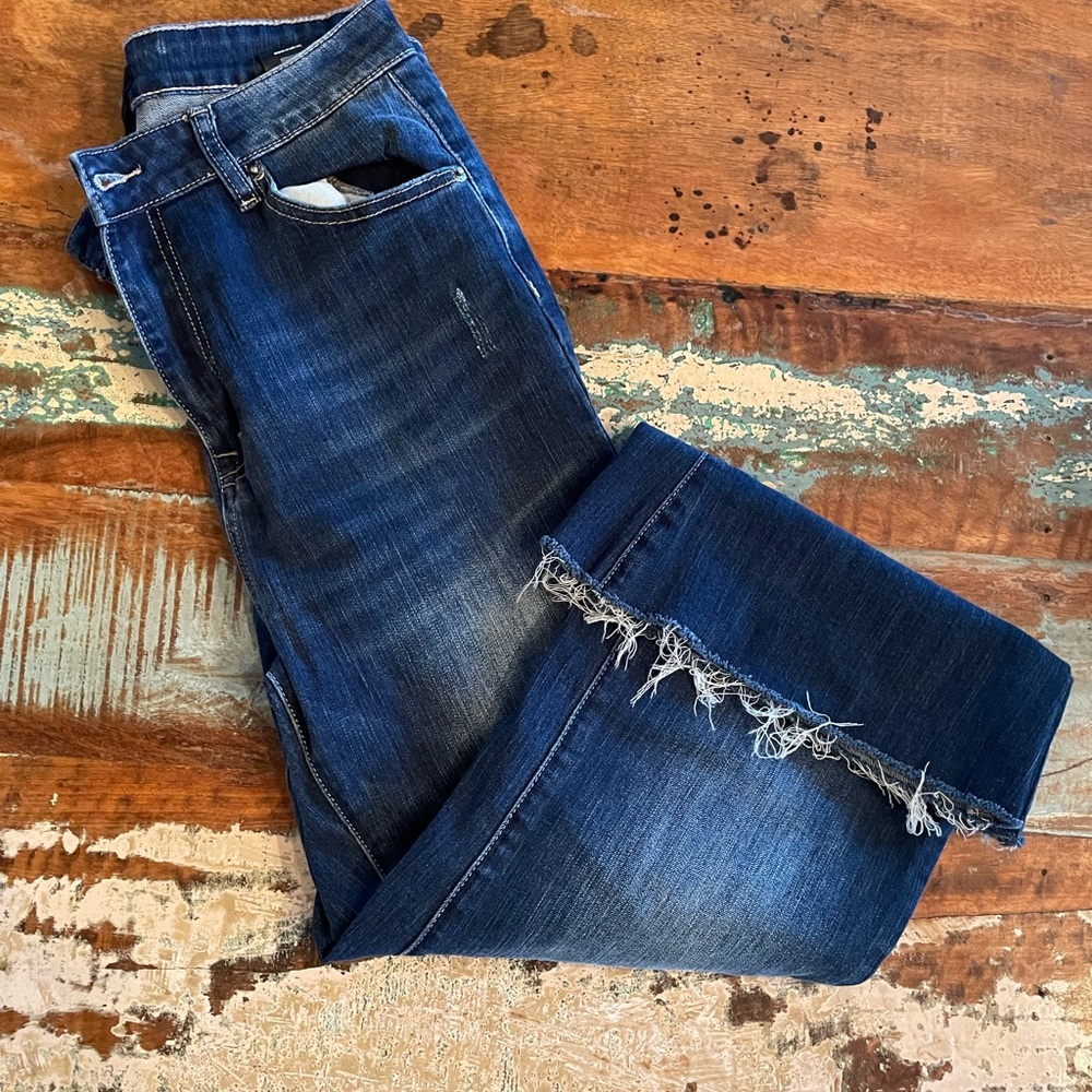 Judy Blue jeans bootcut, raw hem. Size 13/31 approx. 26.5 in inseam.